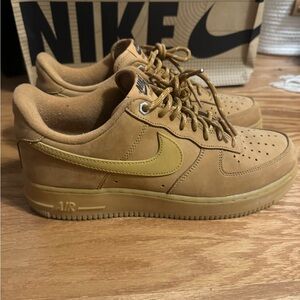 Nike Air Force 1 Low Flax Size 9